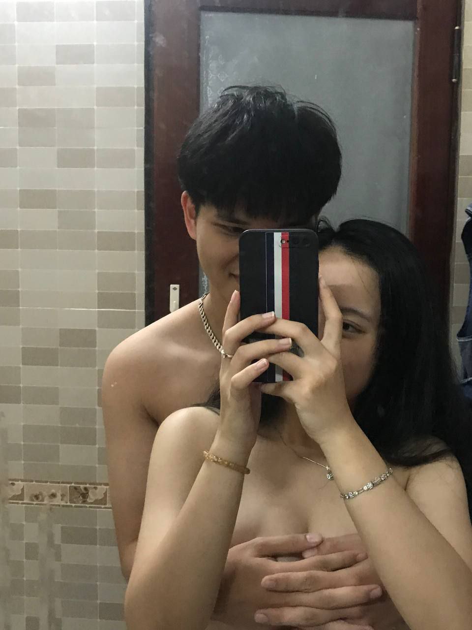 Cô giáo dễ thương tăng ca ở trường bị học trò hấp diêm rồi biến thành hầu gái tình dục